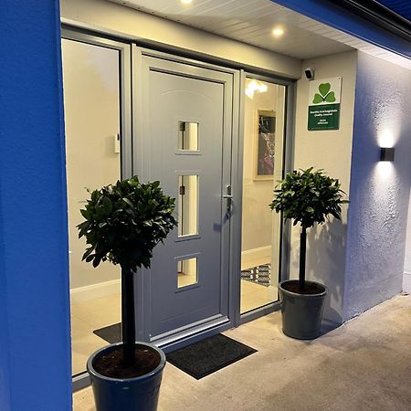 The Hillcrest, Luxury Accommodation In Castleblayney Town Esterno foto