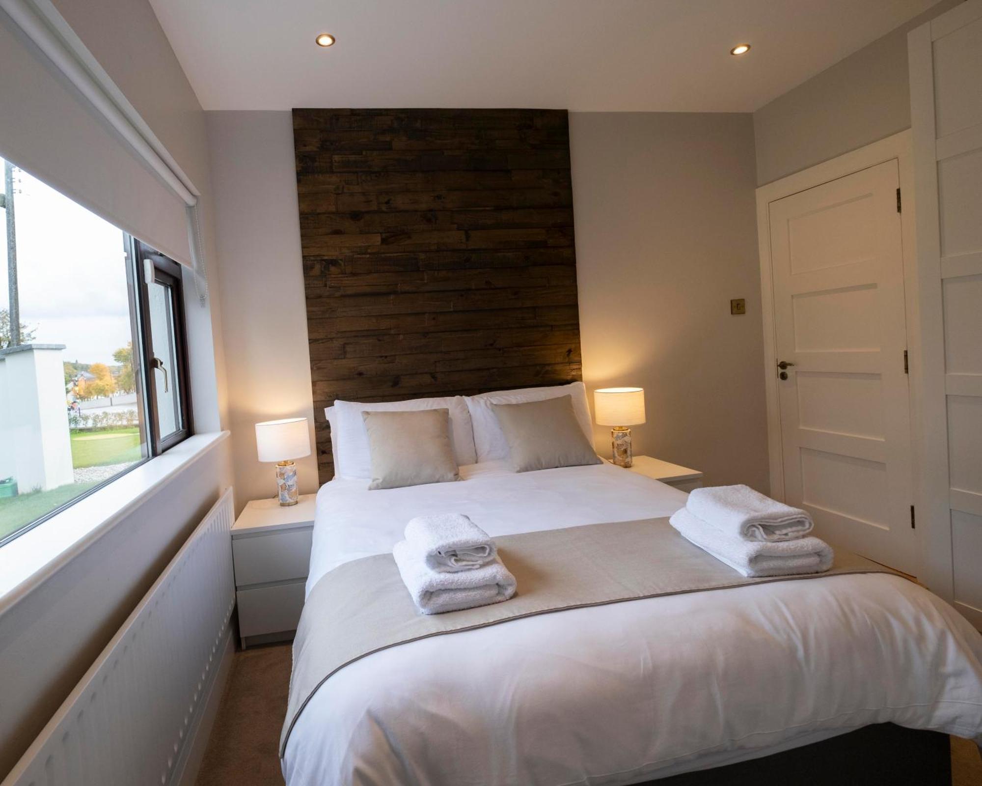 The Hillcrest, Luxury Accommodation In Castleblayney Town Esterno foto